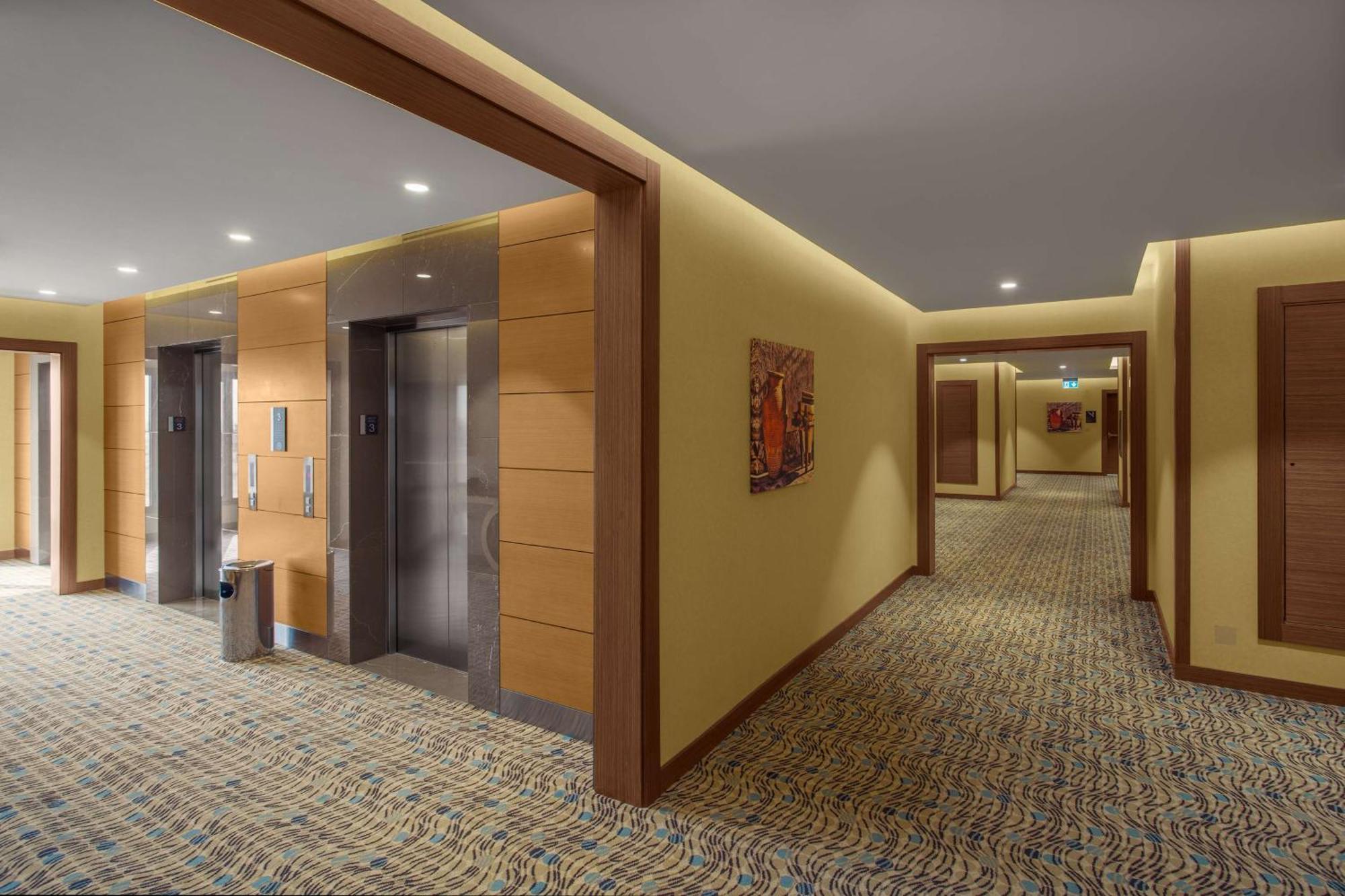 Hilton Garden Inn Tabuk Exterior photo