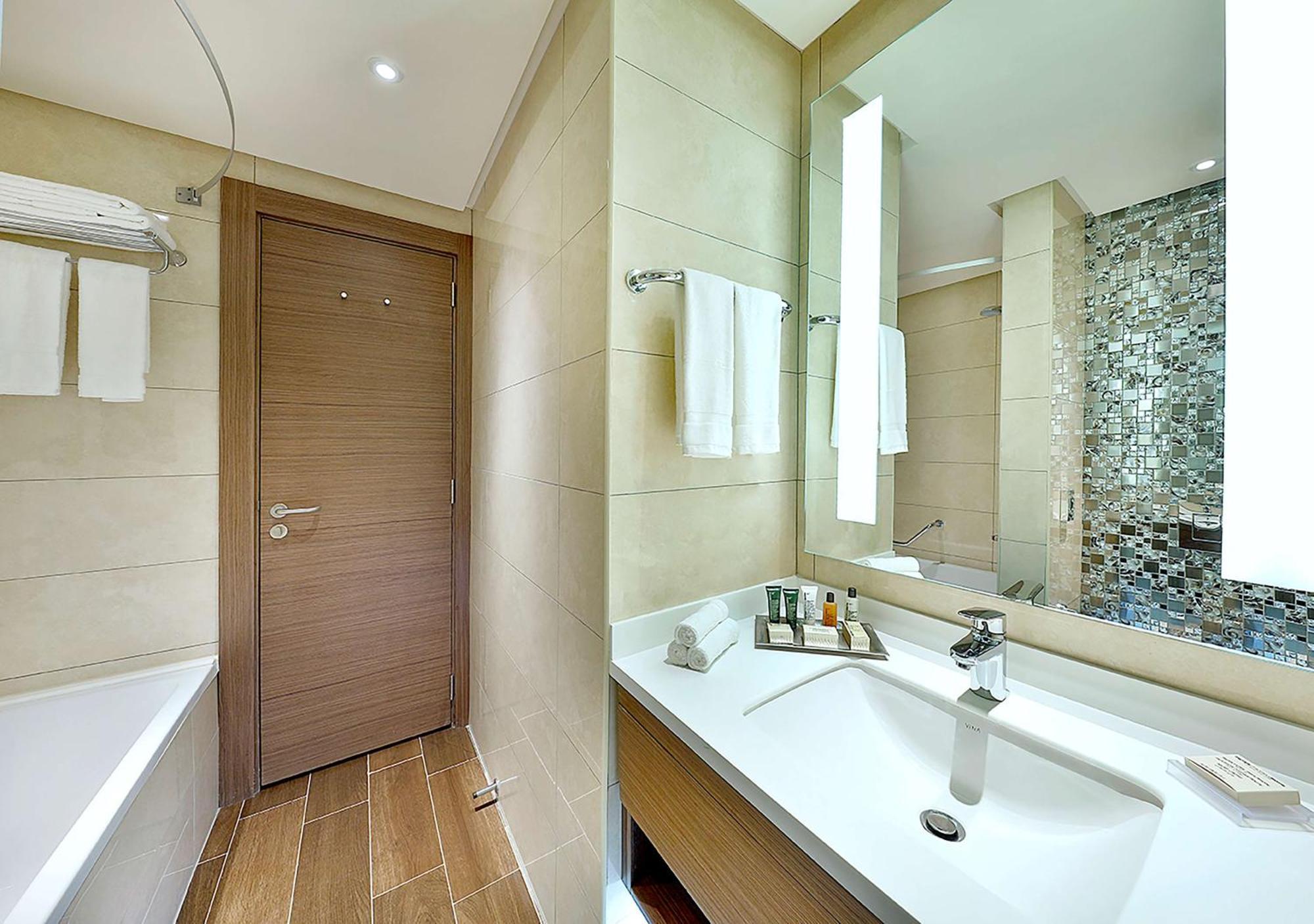Hilton Garden Inn Tabuk Exterior photo