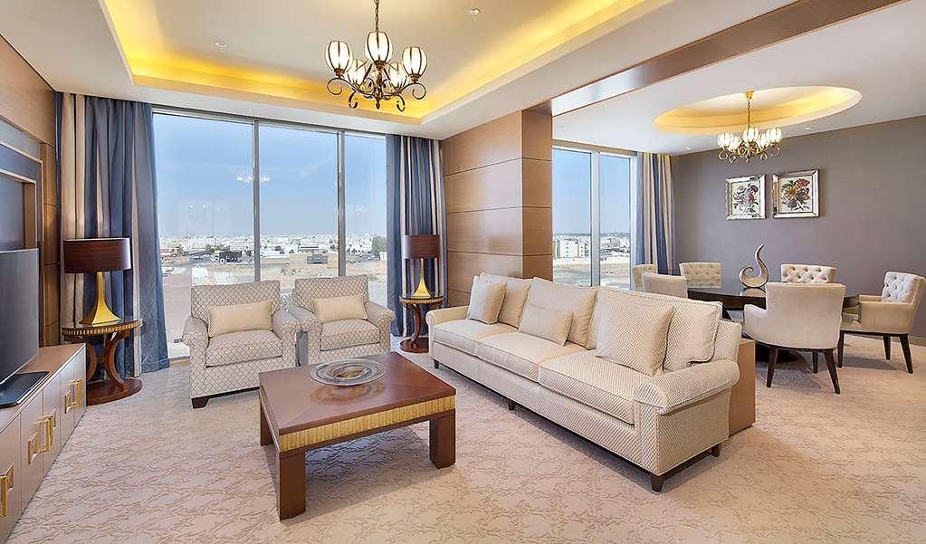 Hilton Garden Inn Tabuk Room photo