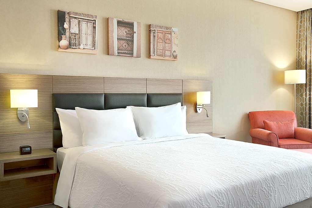 Hilton Garden Inn Tabuk Room photo