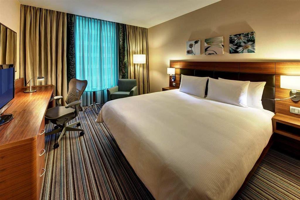 Hilton Garden Inn Tabuk Room photo